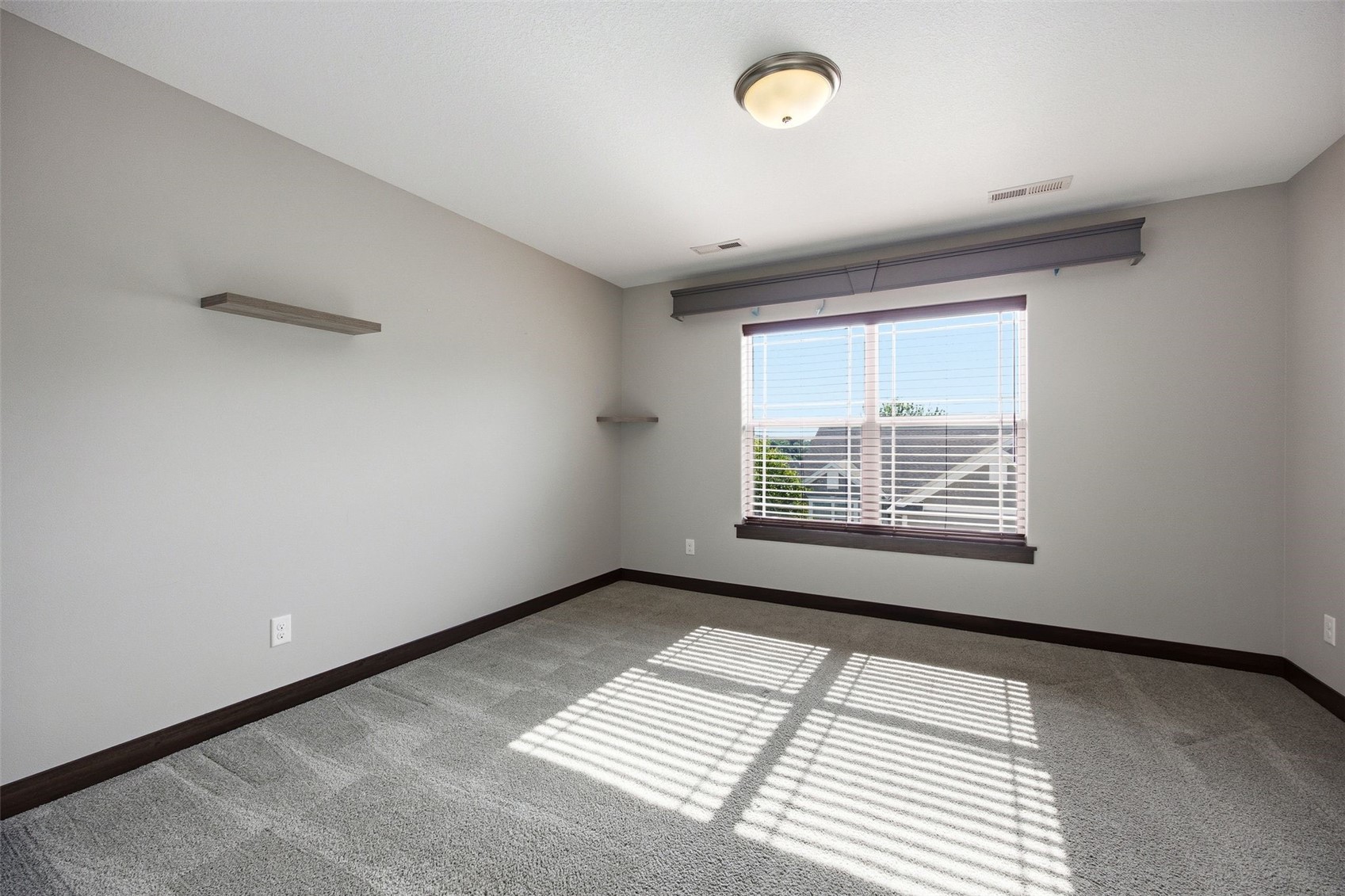 3507 Pioneer Avenue SE Cedar Rapids IA 52403