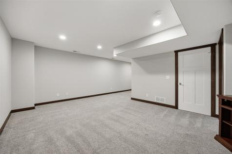 3507 Pioneer Avenue SE Cedar Rapids IA 52403