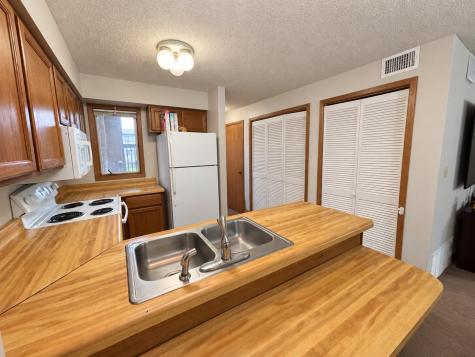 2620 Westwinds Drive Iowa City IA 52246