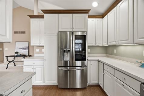 3801 Willowbend Court NE Cedar Rapids IA 52411