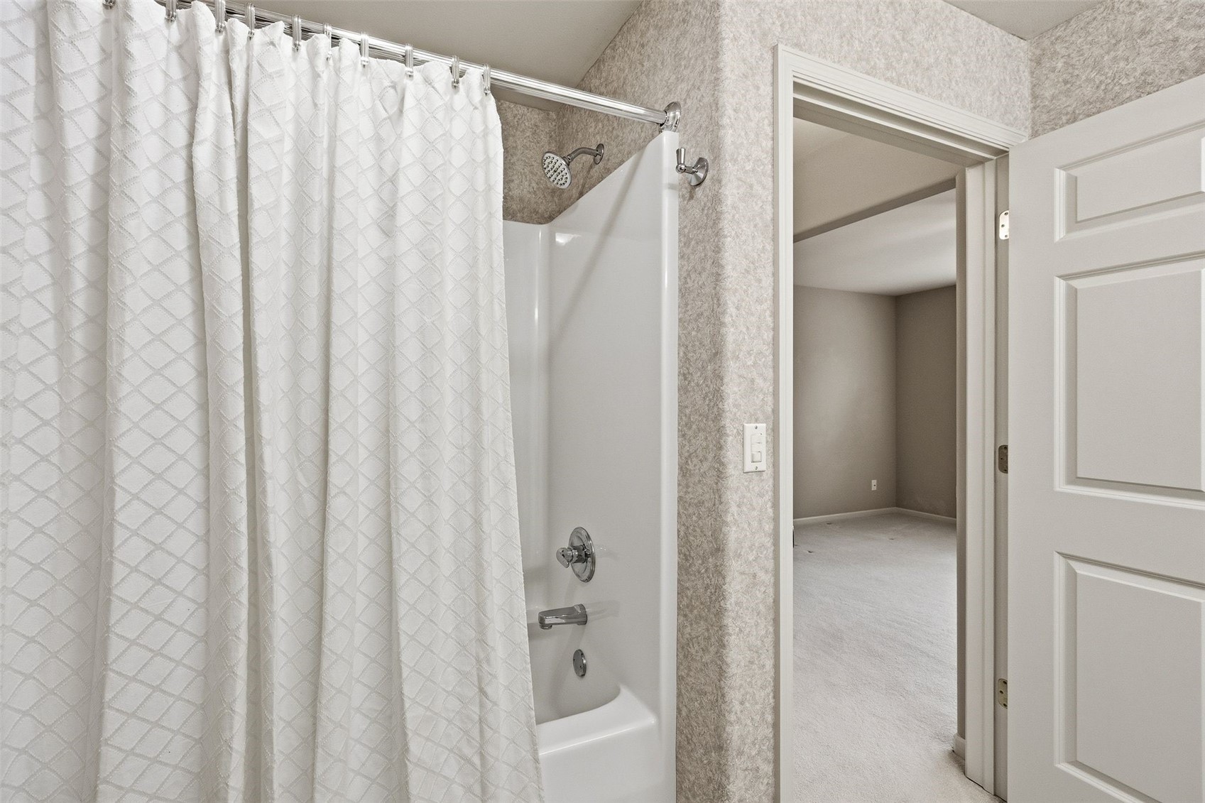 3801 Willowbend Court NE Cedar Rapids IA 52411