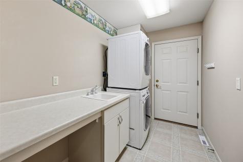 3801 Willowbend Court NE Cedar Rapids IA 52411