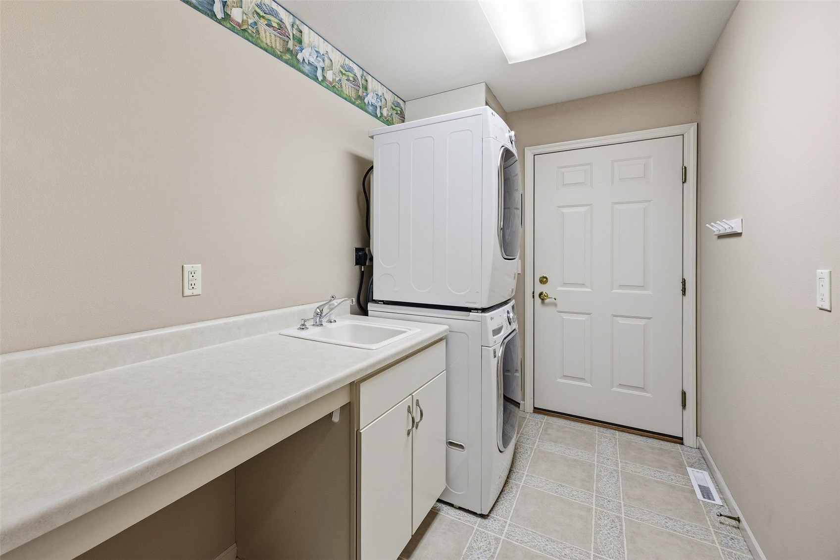 3801 Willowbend Court NE Cedar Rapids IA 52411