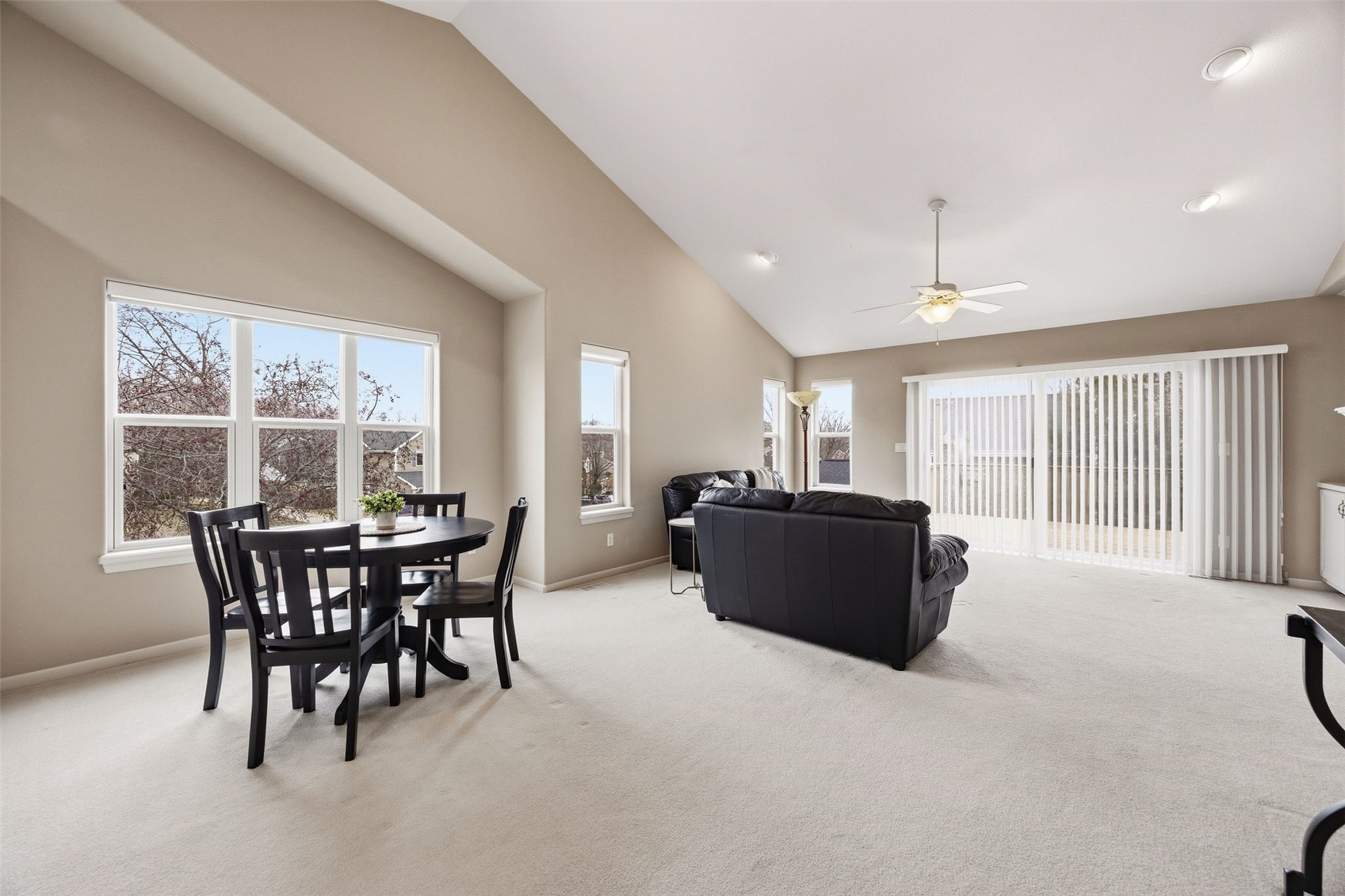 3801 Willowbend Court NE Cedar Rapids IA 52411