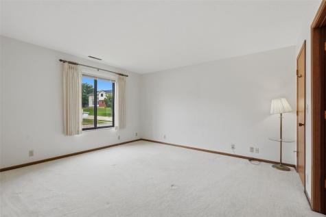 860 Edward Court SE Cedar Rapids IA 52403