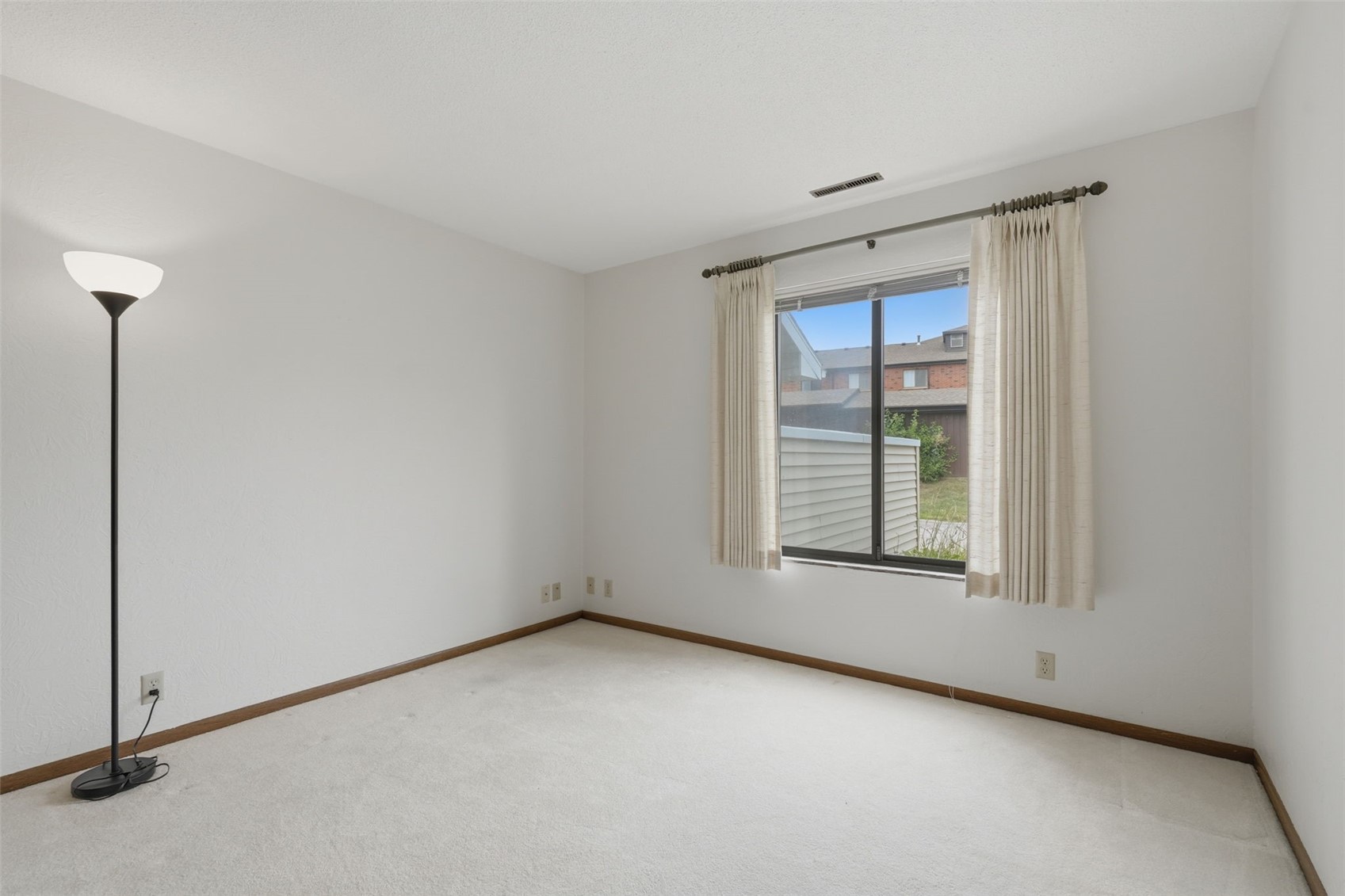 860 Edward Court SE Cedar Rapids IA 52403
