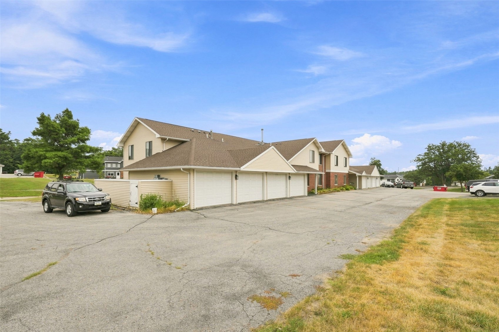 860 Edward Court SE Cedar Rapids IA 52403