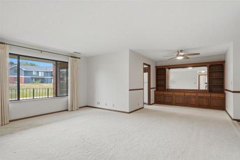 860 Edward Court SE Cedar Rapids IA 52403