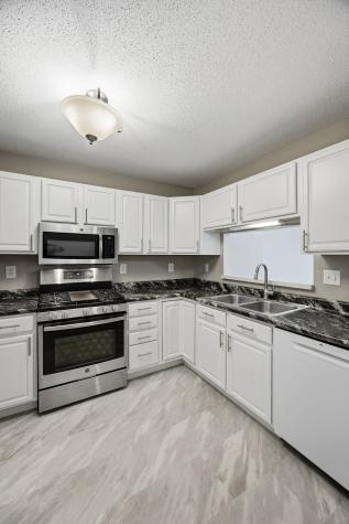 4530 Teal Court Marion IA 52302