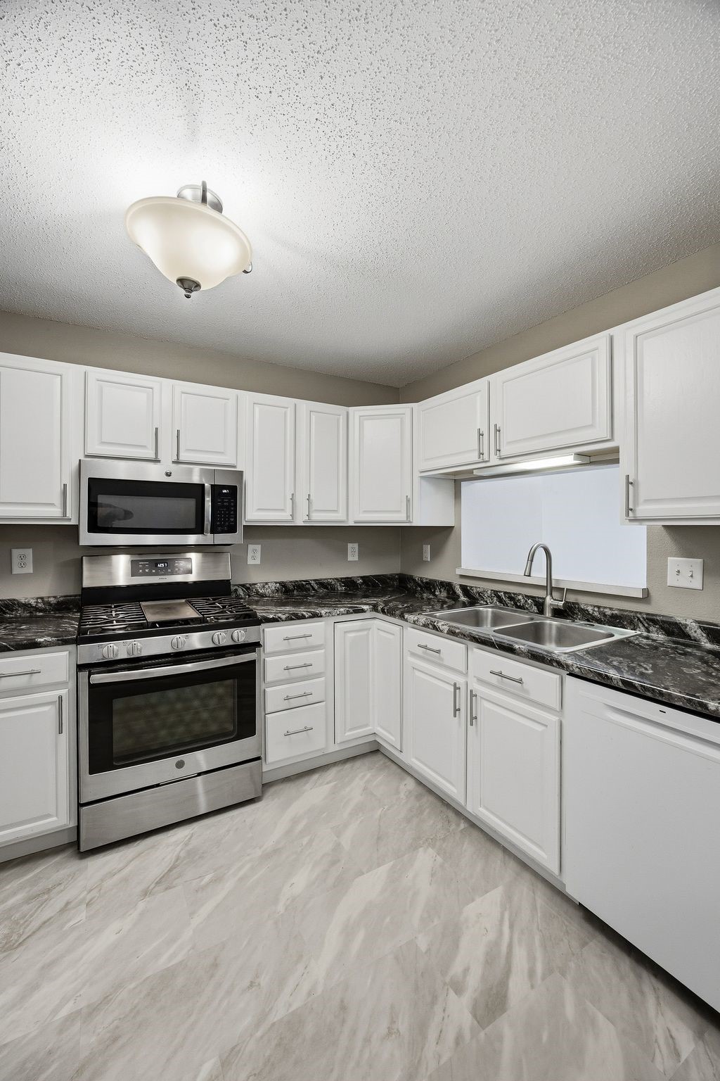 4530 Teal Court Marion IA 52302