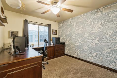 242 S Stewart Street North Liberty IA 52317