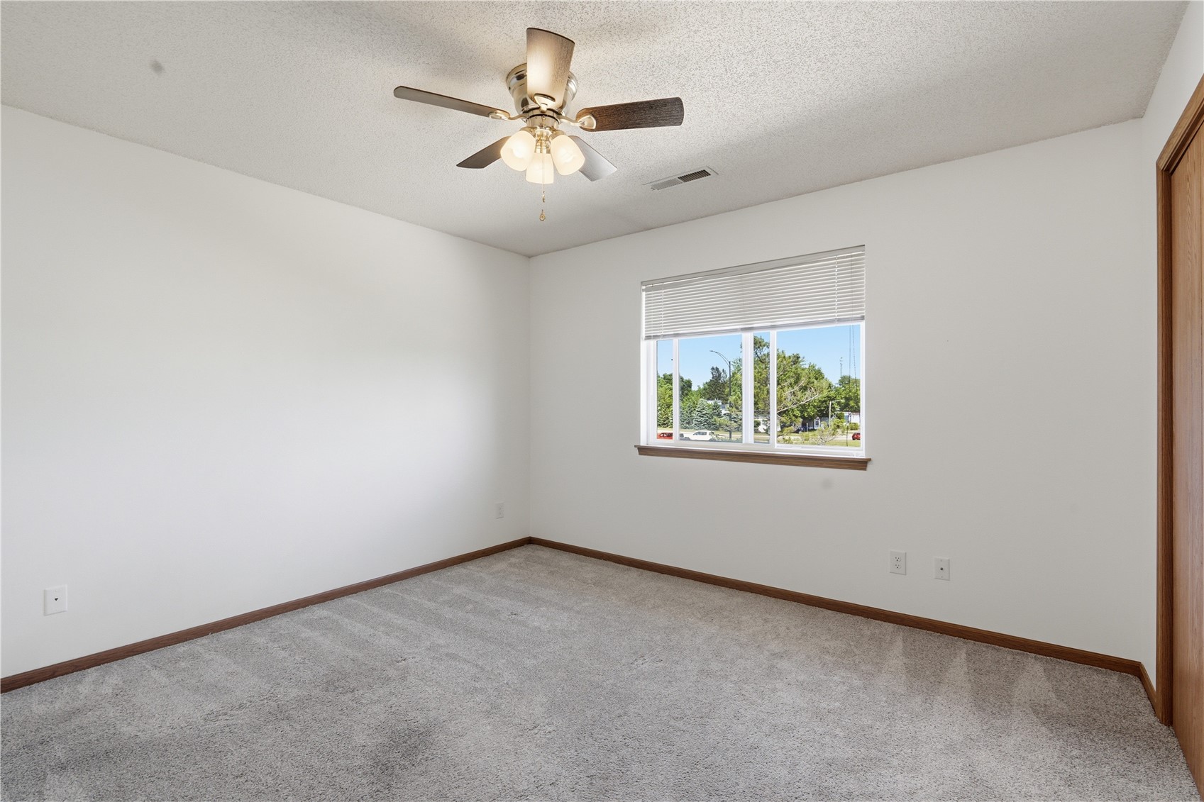 120 Shannon Drive North Liberty IA 52317