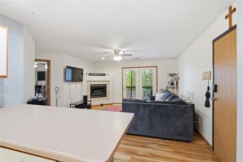 120 Shannon Drive North Liberty IA 52317