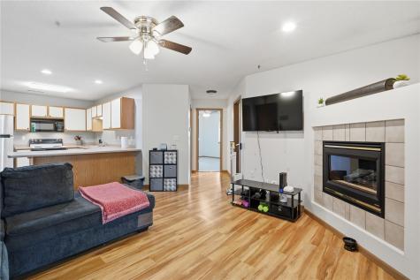120 Shannon Drive North Liberty IA 52317