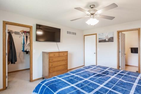 237 Copeland Lane North Liberty IA 52317
