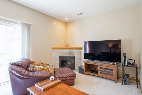 237 Copeland Lane North Liberty IA 52317