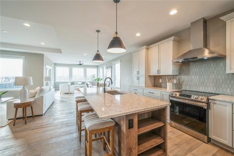 618 J Avenue NE Cedar Rapids IA 52402