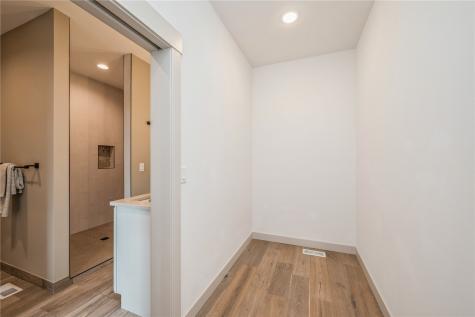 618 J Avenue NE Cedar Rapids IA 52402
