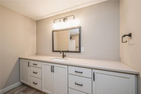 618 J Avenue NE Cedar Rapids IA 52402