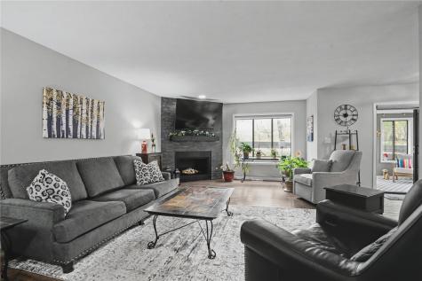 3720 Timberline Drive NE #2 Cedar Rapids IA 52402