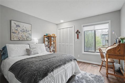 3720 Timberline Dr NE #2 Cedar Rapids IA 52402