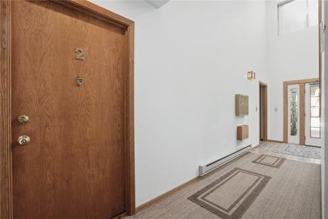 3720 Timberline Dr NE #2 Cedar Rapids IA 52402