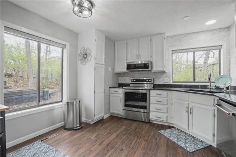 3720 Timberline Dr NE #2 Cedar Rapids IA 52402