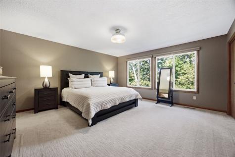 1745 Applewood Court NE Cedar Rapids IA 52402
