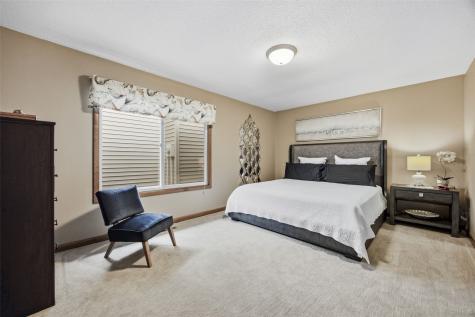 1745 Applewood Court NE Cedar Rapids IA 52402