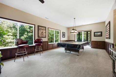 1745 Applewood Court NE Cedar Rapids IA 52402