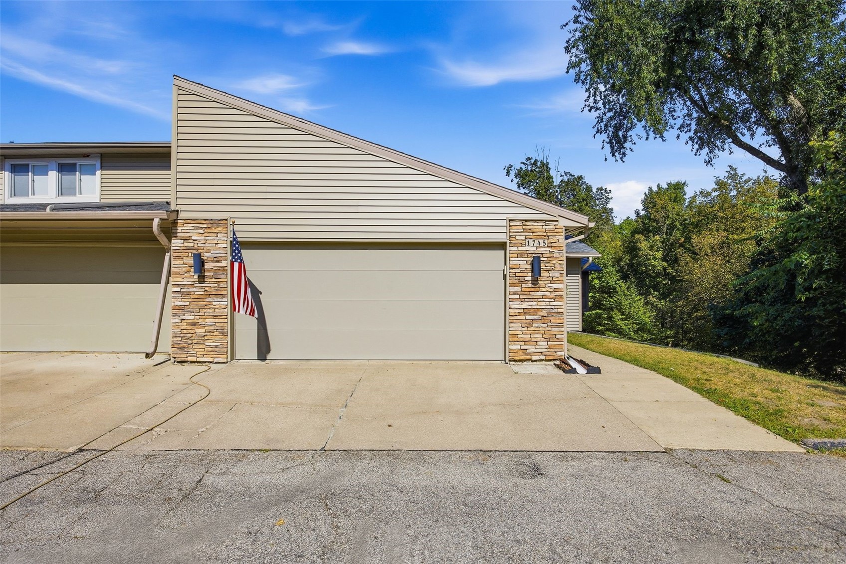 1745 Applewood Court NE Cedar Rapids IA 52402