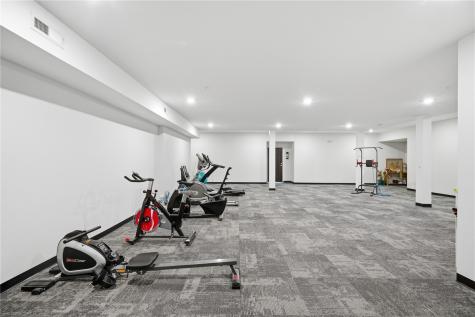 1871 Ellis Boulevard NW Cedar Rapids IA 52405