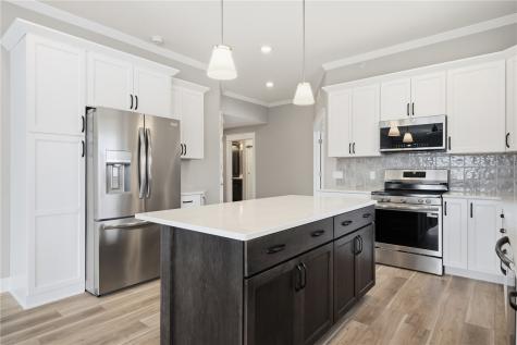 1871 Ellis Boulevard NW Cedar Rapids IA 52405