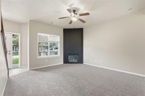 1694 Burr Drive North Liberty IA 52317