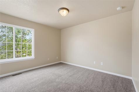 1694 Burr Drive North Liberty IA 52317