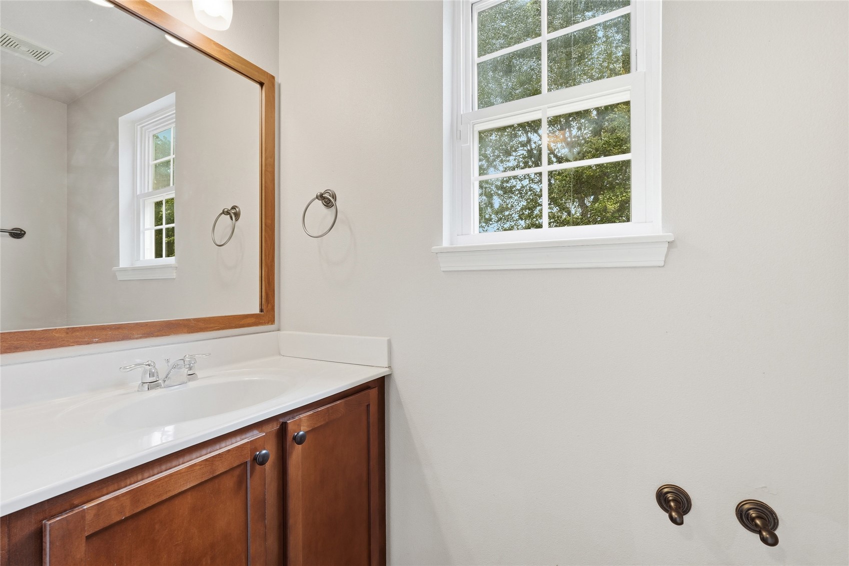 1694 Burr Drive North Liberty IA 52317