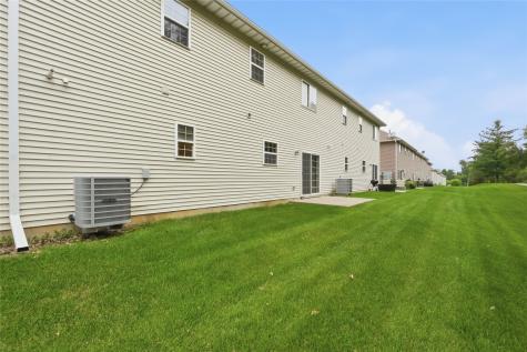 1694 Burr Drive North Liberty IA 52317