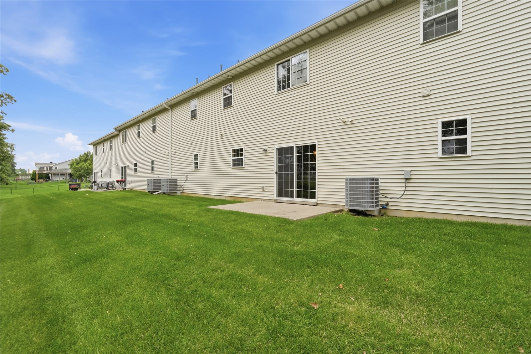 1694 Burr Drive North Liberty IA 52317