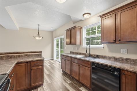 1694 Burr Drive North Liberty IA 52317