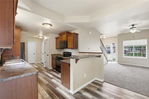 1694 Burr Drive North Liberty IA 52317
