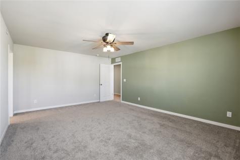 488 Thomas Street Tiffin IA 52340