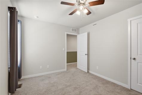 488 Thomas Street Tiffin IA 52340