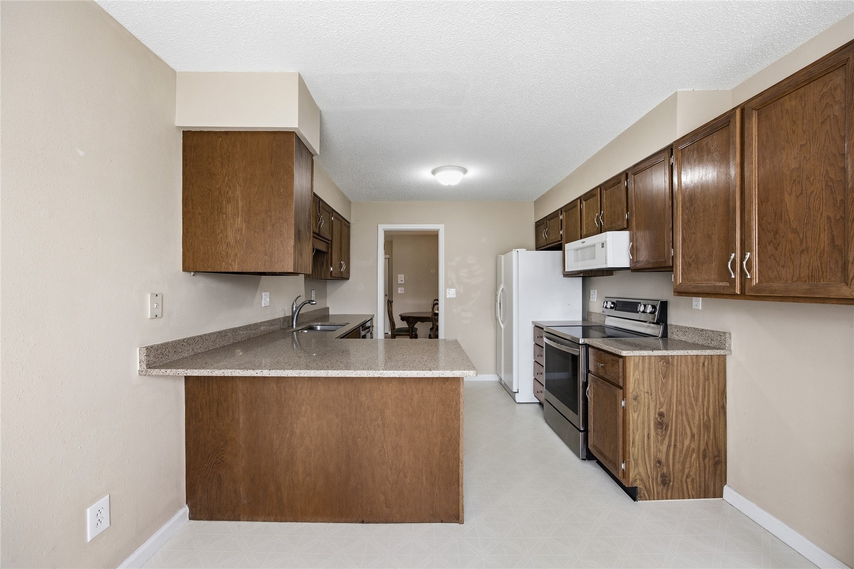 3813 Summerfield Lane NE Cedar Rapids IA 52402