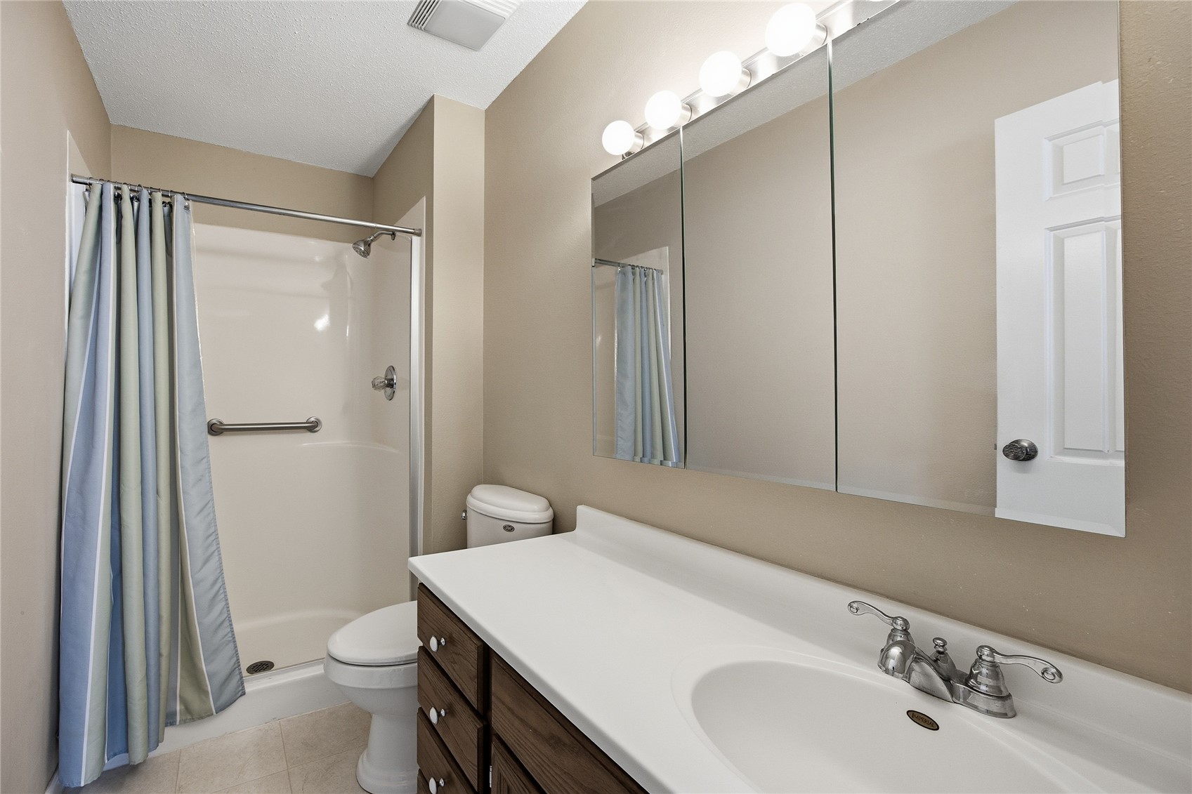 3813 Summerfield Lane NE Cedar Rapids IA 52402