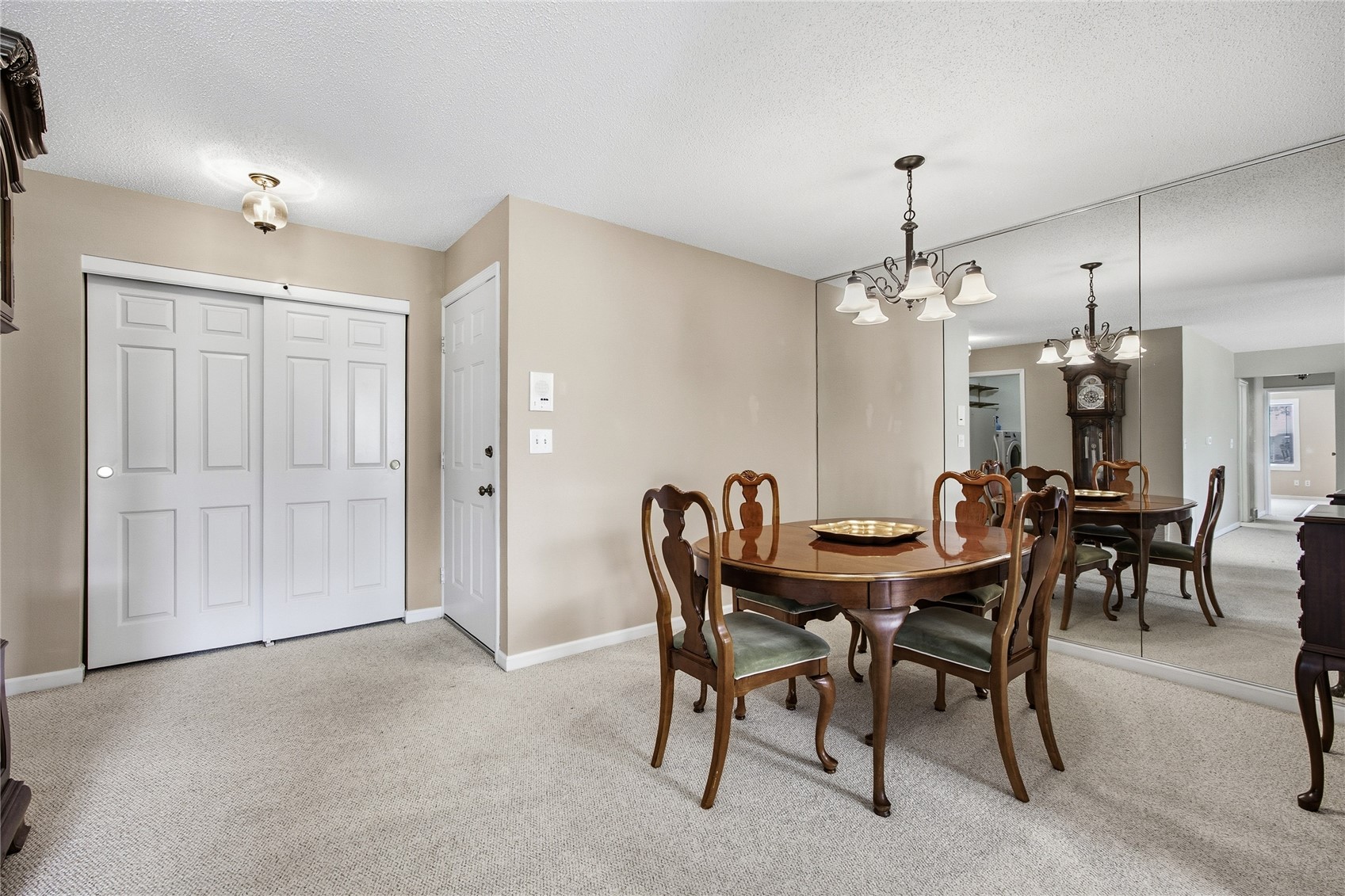3813 Summerfield Lane NE Cedar Rapids IA 52402