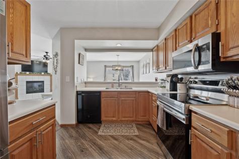 2570 Ridgeview Way Marion IA 52302