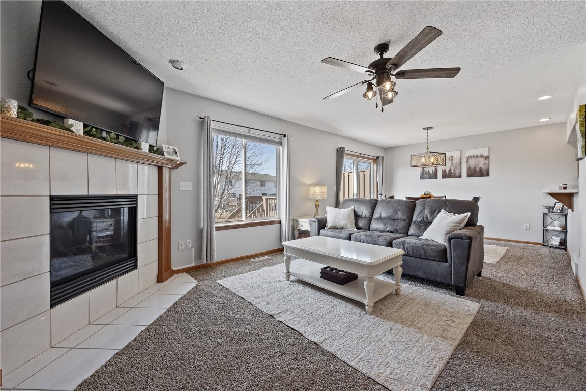 2570 Ridgeview Way Marion IA 52302
