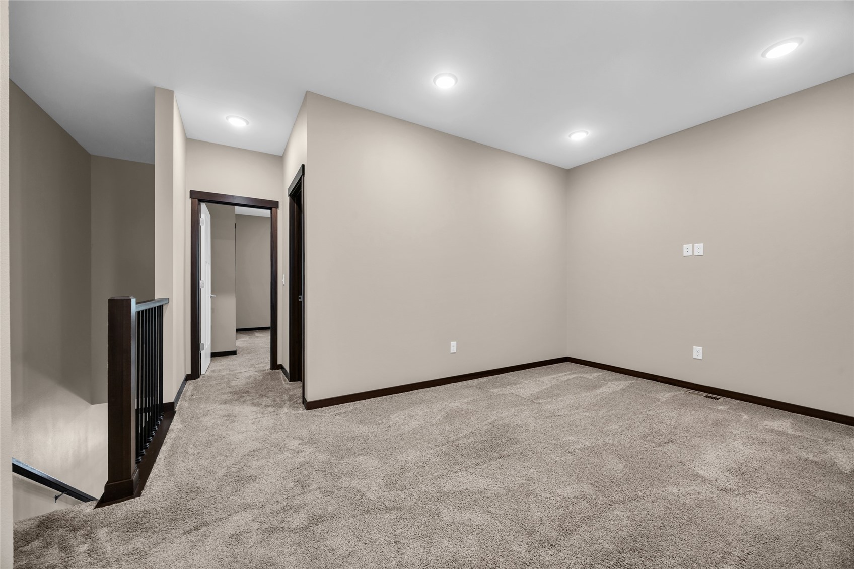 333 E Main Street Solon IA 52333