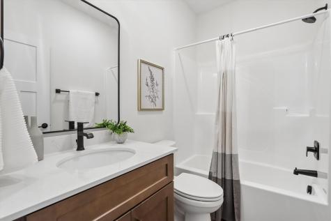1001 Highland Trail Solon IA 52333