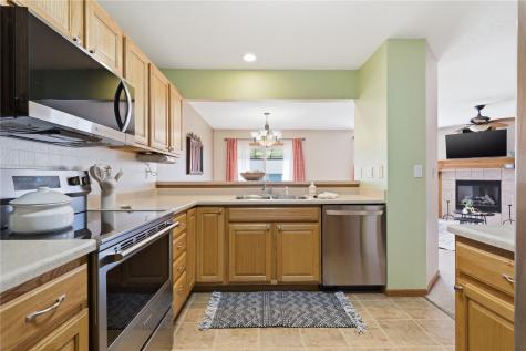 4963 Foxtail Court Marion IA 52302